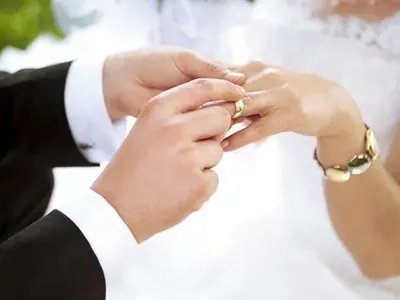 Золоті та діамантові шлюби: за півроку в Україні провели 170 ювілейних весіль