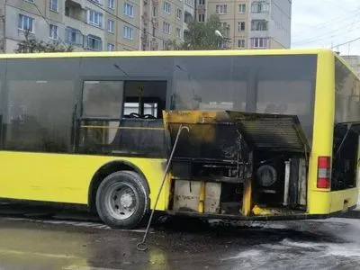 Во Львове горел автобус
