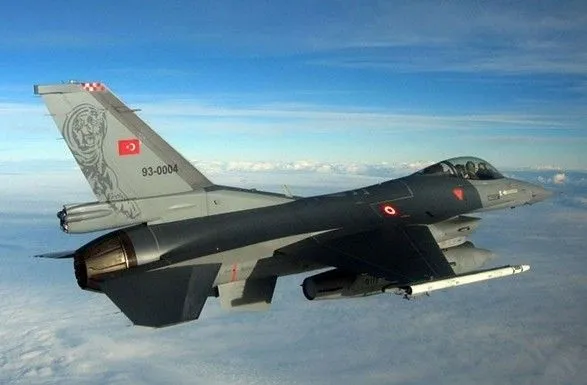 Турция и Азербайджан отрицают обвинения Армении в сбивании Анкарой ее военного самолета