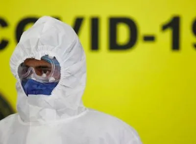 Пандемія: кількість інфікованих на COVID-19 у світі перевищила 33,5 млн
