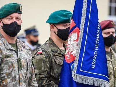Таран назвал cовместнe. бригаду Литвы, Польши и Украины "четким сигналом Кремлю"