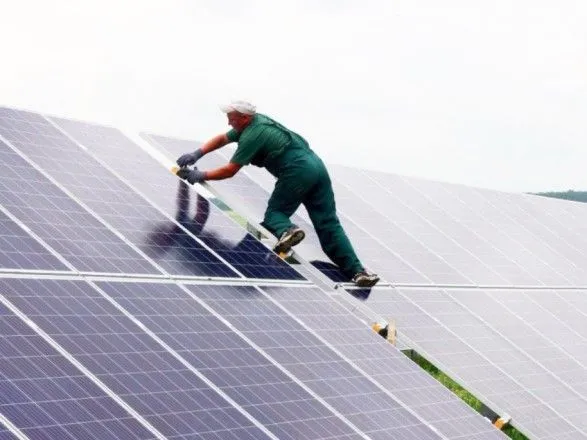 Держава на 100% розрахувалася із інвесторами у "зелену" енергетику у серпні