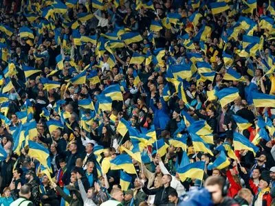 В Киеве разрешили проведение футбольных матчей с частичным привлечением болельщиков