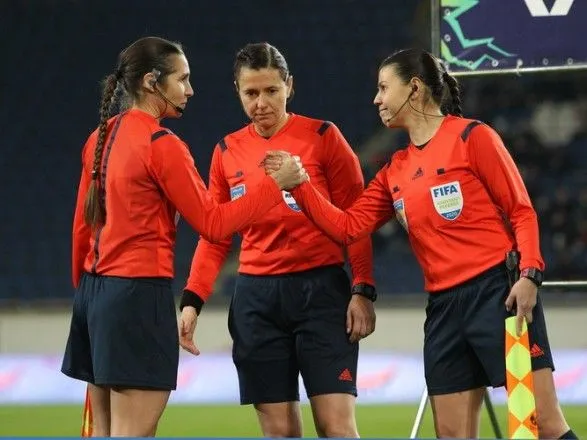Второй раз в истории УЕФА: украинские арбитры-женщины будут работать на игре отбора Евро-2021