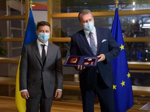 Зеленский наградил вице-президента Еврокомиссии орденом князя Ярослава Мудрого