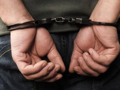 В Одессе за вымогательство денег с предпринимателя арестовали трех азербайджанцев