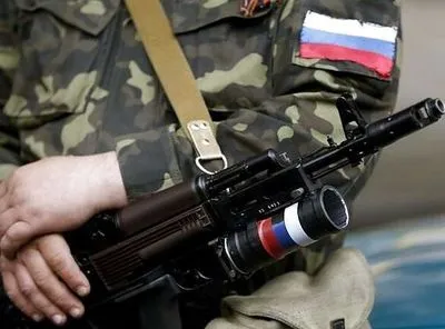 Росія продовжує постачати озброєння та техніку бойовикам на Донбас - Україна в СЦКК