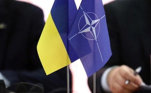 Зеленський у Британії заявив, що Україні потрібен ПДЧ в НАТО