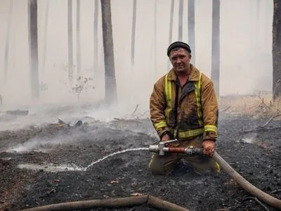 Масштабні пожежі на Луганщині ліквідували: знадобився тиждень