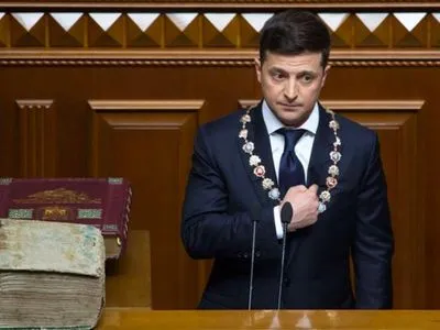 Президент зобов’язаний розмовляти українською під час виконання службових обов’язків - ВС