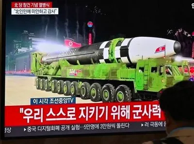 Нова балістична ракета і виступ Кім Чен Ина: у КНДР провели військовий парад