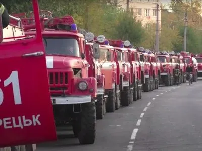 ГСЧС вывела свои подразделения из зоны пожаров в Луганской области