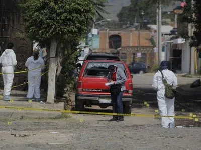 У Мексиці невідомі закидали гранатами житловий будинок: загинули шестеро людей