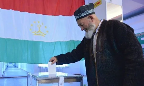 u-tadzhikistani-prokhodyat-vibori-prezidenta