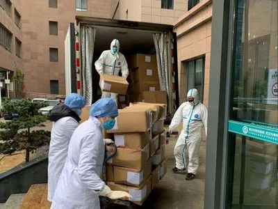 Пандемія: через випадки COVID-19 - усе населення китайського міста Циндао тестуватимуть на вірус