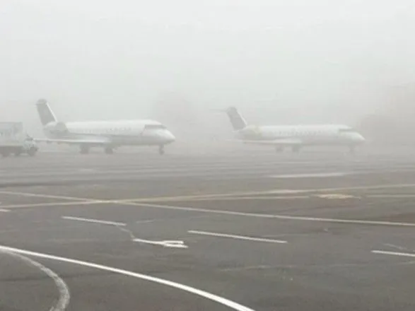 У Харківському аеропорту літак не зміг приземлитися через туман