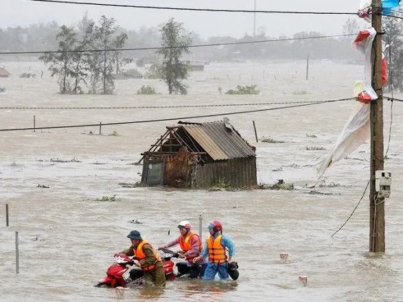 Во Вьетнаме результате стихийных бедствий 40 человек погибли, 8 пропали без вести