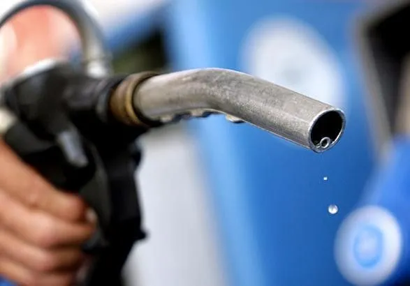 Бензин і дизель за рік подешевшали, автогаз - зріс в ціні
