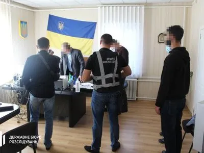 Чиновника Днепропетровской таможни подозревают в нанесении ущерба более чем 1 млн грн