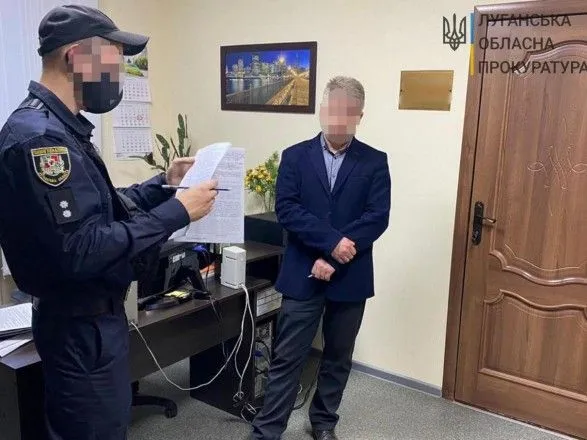 Заступника міського голови на Луганщині затримали на хабарі за перемогу у тендері