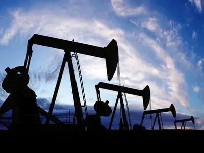 Нафта Brent торгується нижче 43 дол. за барель