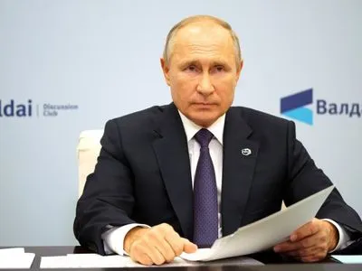 Путин заявил, что якобы "революции хуже пандемии уничтожили промышленность Украины"