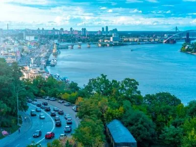 Новый антирекорд: в Киеве за сутки коронавирусную болезнь обнаружили у 635 человек