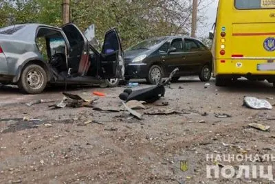 Тройное ДТП в Киеве с участием маршрутки: семь пострадавших и один погибший