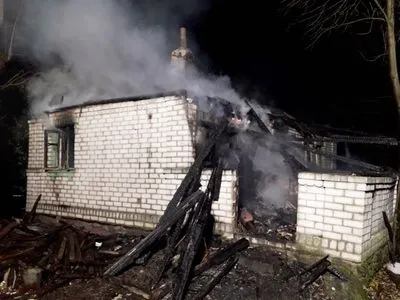 На Житомирщині на пожежі загинула 88-річна жінка