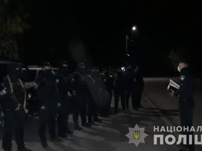На Луганщині правоохоронці посилили патрулювання на ніч