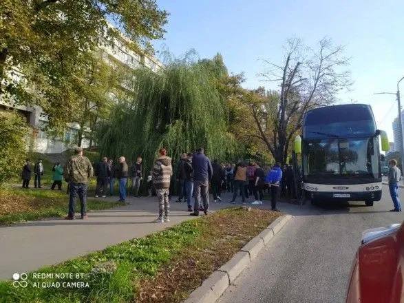 МВД: в Киеве фиксируют "карусели", людям предлагали по около 1000 грн