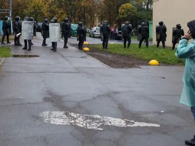 Протести у Білорусі: у перший день страйку затримали 210 осіб