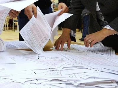 На понад 10% виборчих дільниць члени ДВК допустили порушення процедури підрахунку голосів - ОПОРА
