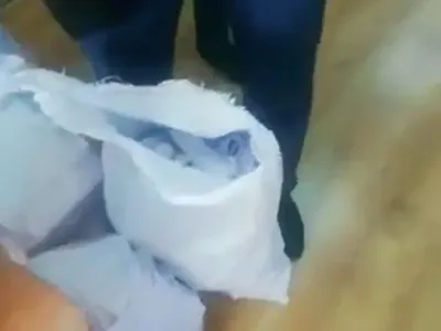 В Броварах избирательные бюллетени привезли в ТИК в мешке и свернутыми "в трубочку"