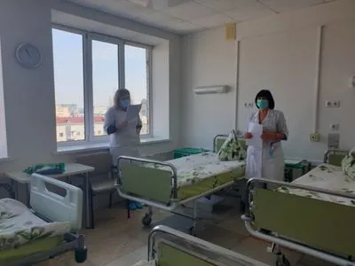На Житомирщині у лікарнях "першої хвилі" зайняті вже близько 88% ліжок для хворих на COVID-19