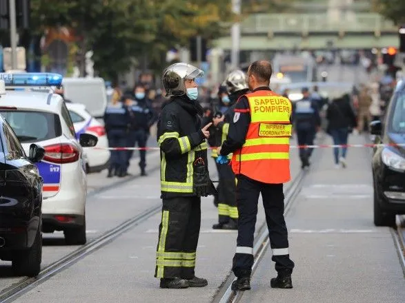 Спроба третьої атаки: у Ліоні затримали озброєного чоловіка, який готувався "заколоти пасажирів трамваю"