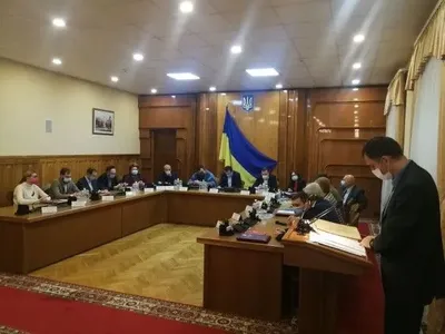 Довыборы в Раду: ЦИК приняла с округа протокол с мокрой печатью