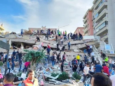 Землетрясение в Турции: по меньшей мере четверо погибших, 120 раненых