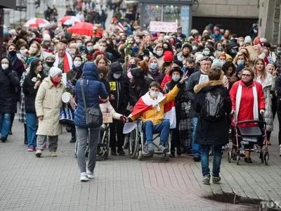 Протести у Білорусі: у Мінську та Гродно почалися затримання