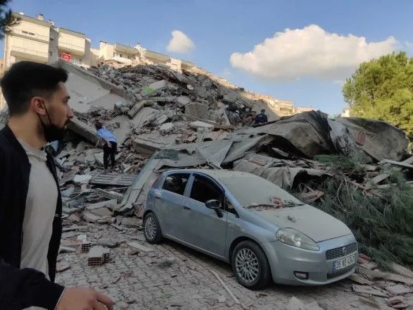 Землетрясение в Турции: число погибших возросло до 24, пострадали более 800 человек