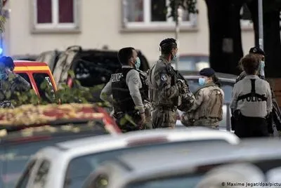 Во Франции отпустили задержанного за стрельбу у церкви в Лионе