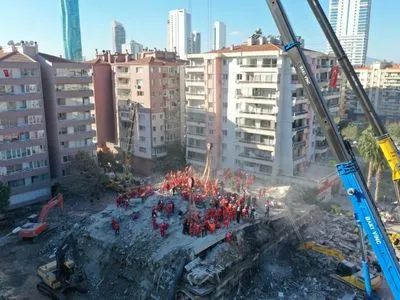 Кількість загиблих при землетрусі в Туреччині зросла до 64