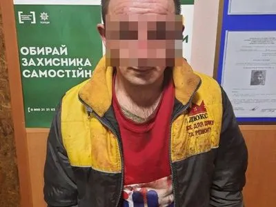 Поліція: у Миколаєві чоловік облив хімічною речовиною свою родину