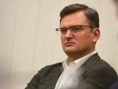 Кулеба пообіцяв вирішити питання з недопуском українців в Білорусь для трансплантації