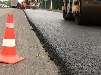Правительство направило 1,98 млрд грн субвенций на обновление местных дорог