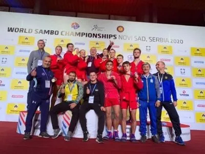 Українські юніори вибороли десять медалей на старті ЧС із самбо