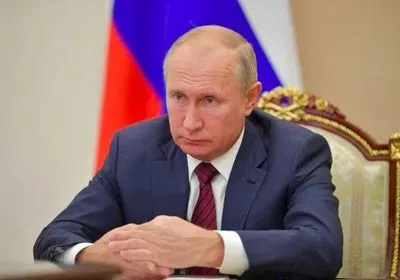 Британские СМИ сообщили, что Путин уйдет в отставку из-за болезни: в Кремле ответили