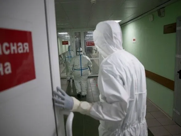 Пандемія: у Росії другу добу поспіль фіксують понад 20 тисяч нових випадків COVID-19
