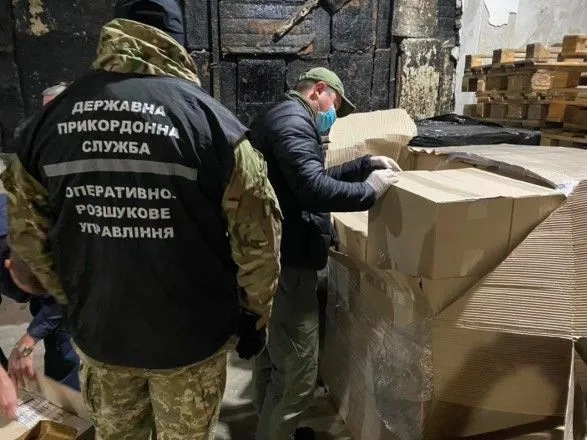 "Антиконтрафактный рейд" в Донецкой области: изъяли "товара" на более чем 13,5 млн гривен