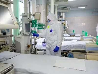 На Дніпропетровщині розгорнуто понад 4 тис. ліжок для лікування хворих на COVID-19 – Степанов